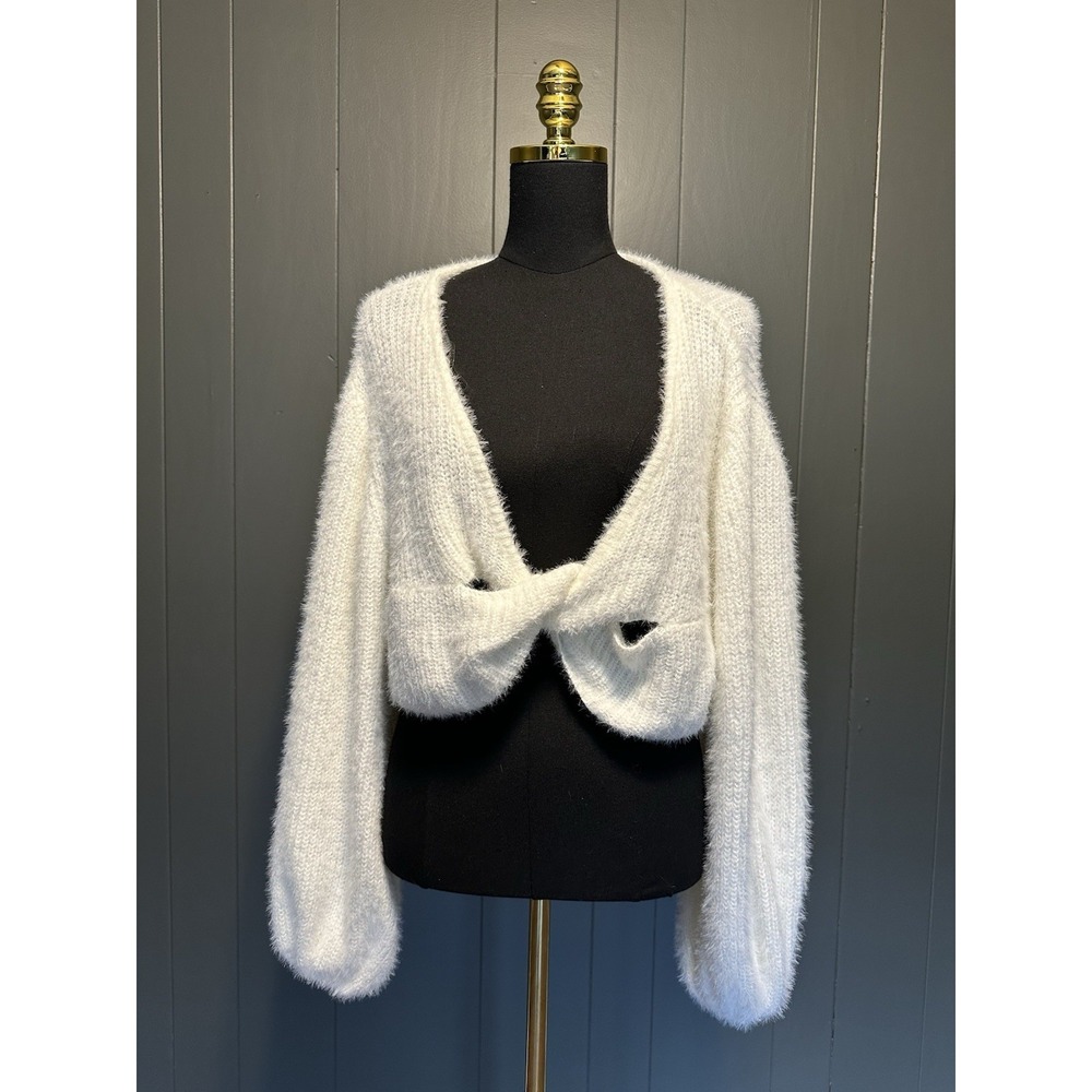 Princess Polly Cream Chunky‎ Knit Cropped Sweater 10